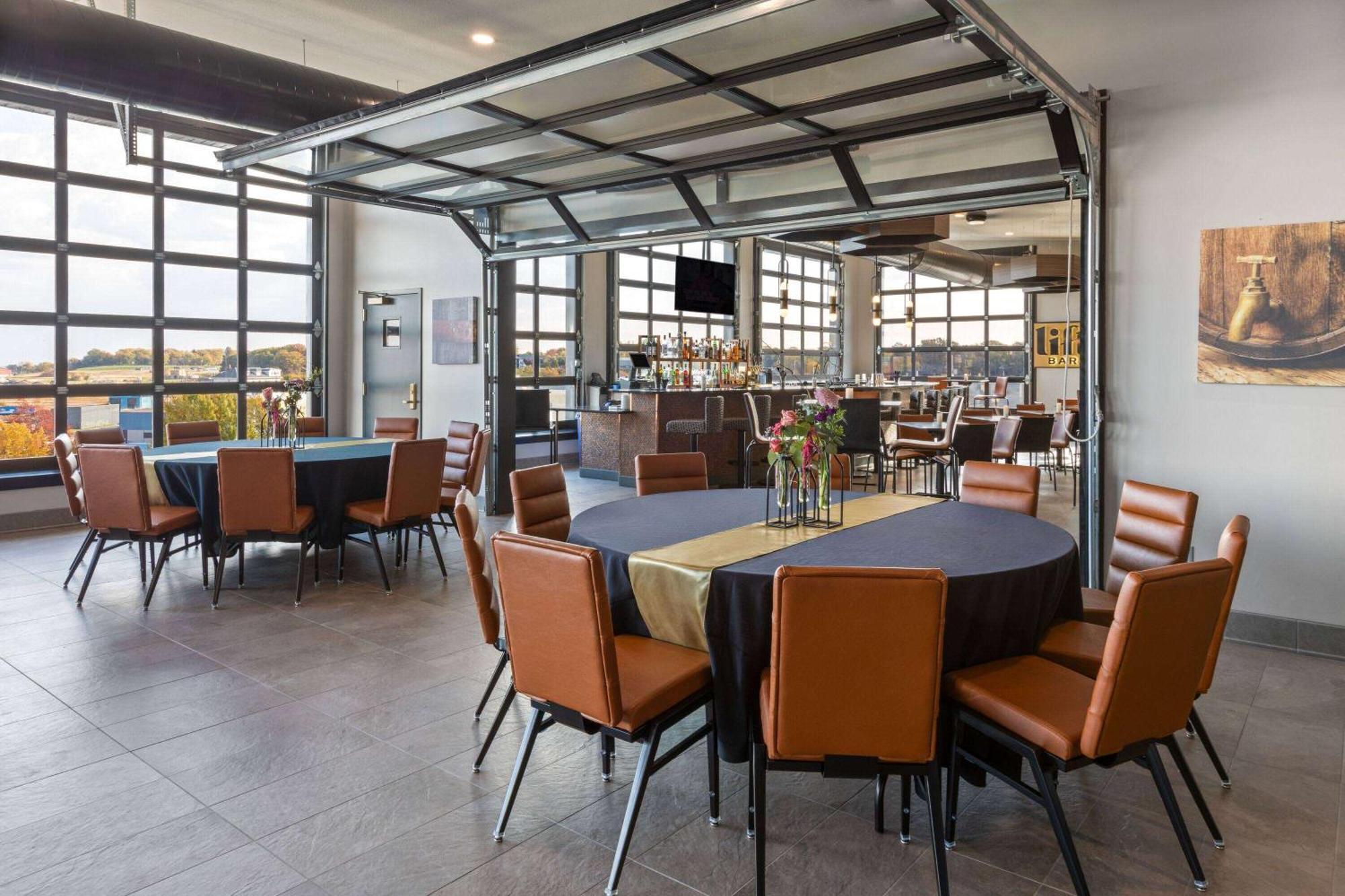 Riverbend Hotel And Suites, Trademark Collection By Wyndham أشتابولا المظهر الخارجي الصورة